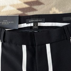 Banana Republic Avery brand new mid rise straight